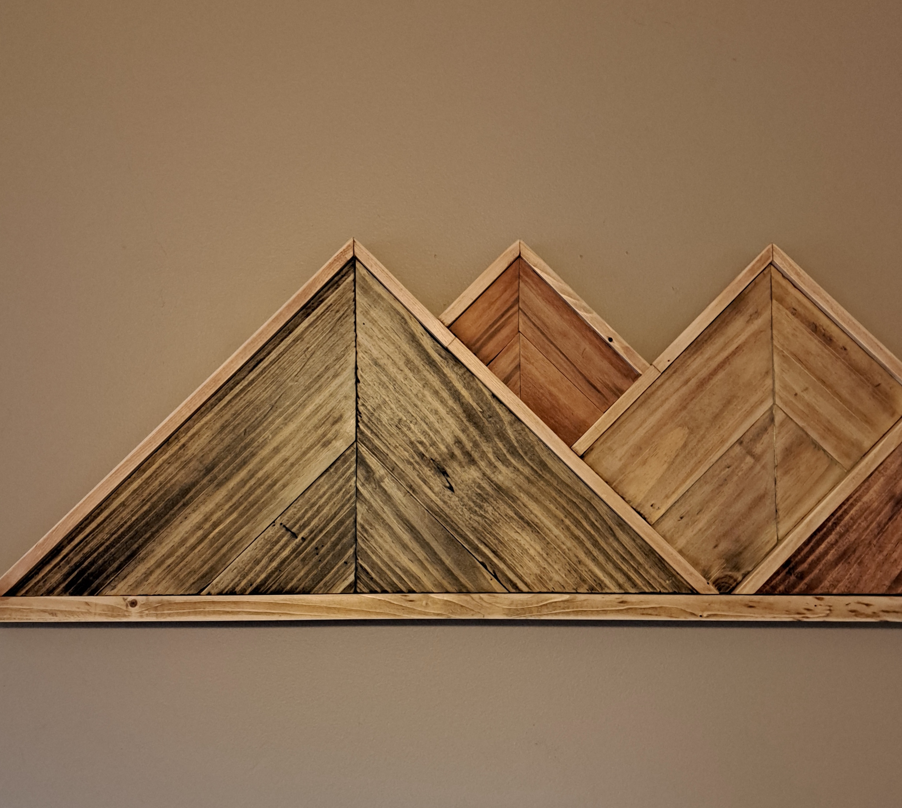 Reclaimed Pallet Wood Rustic Mountains 