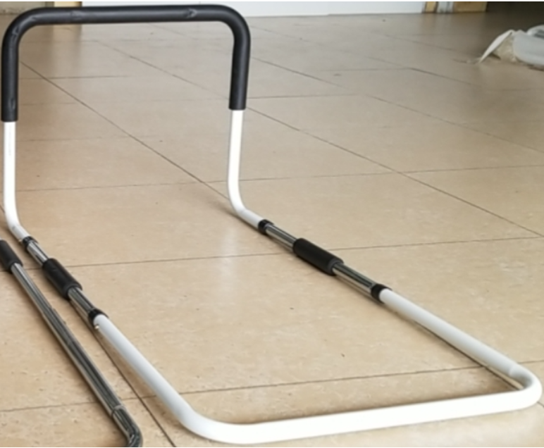 Adjustable Bedside Rail with Foam Grip and Storage Pouch – Safety Support Bar for Seniors & Adults