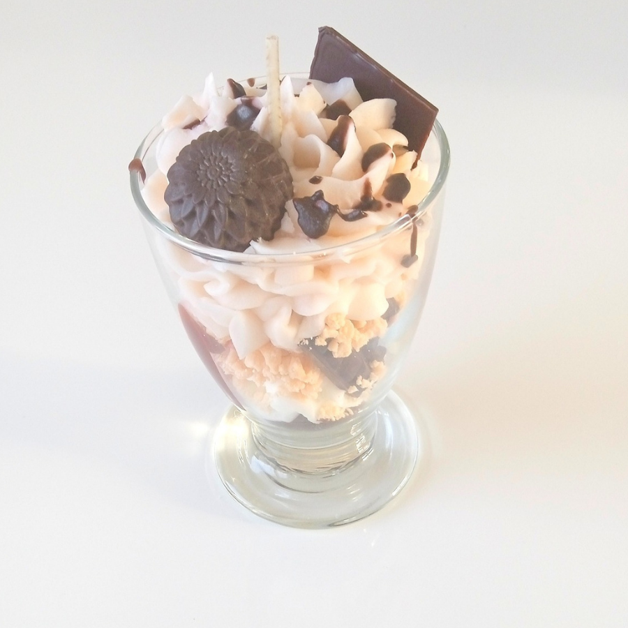 Bougie gourmande "rocher praliné"