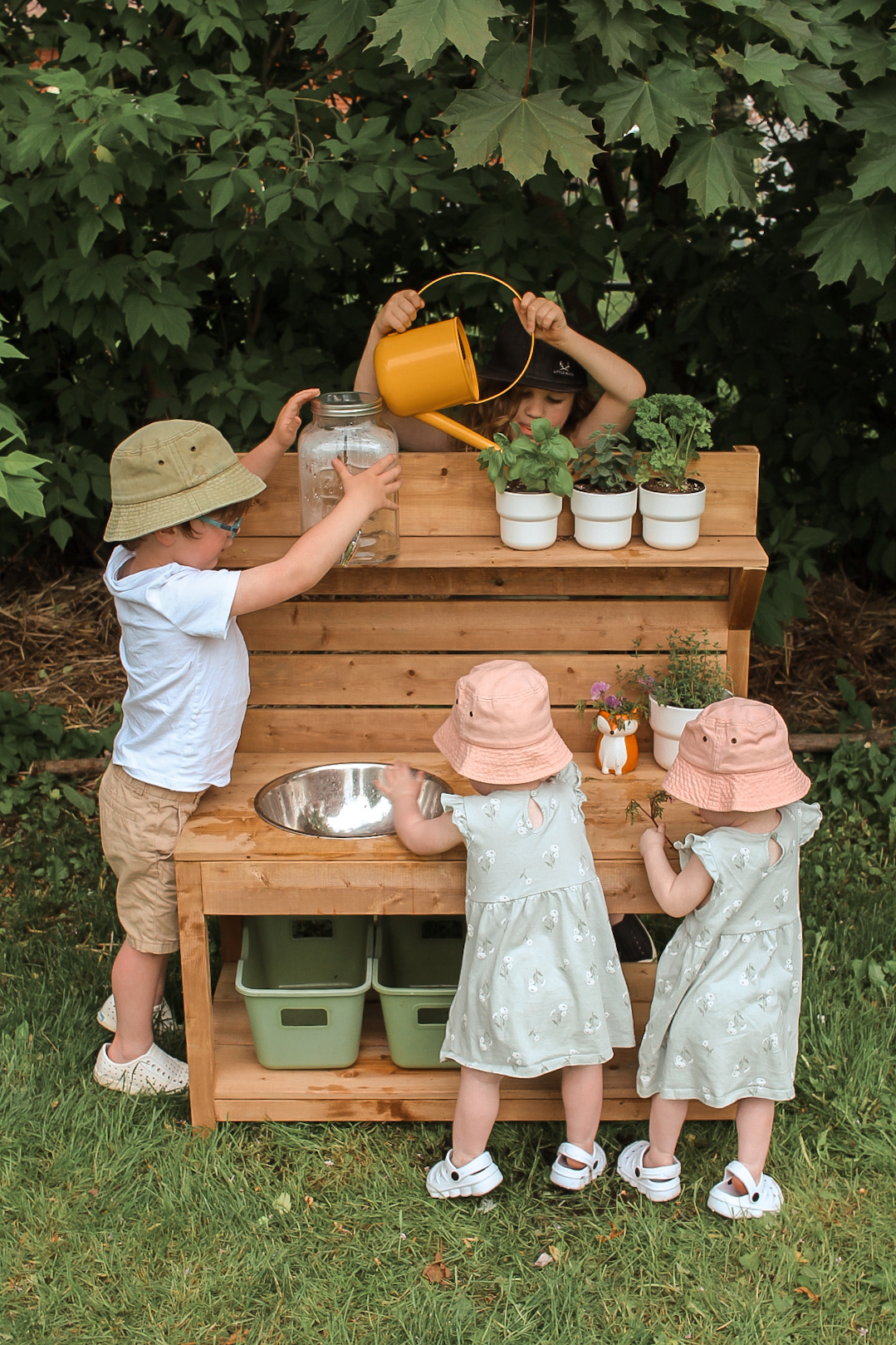 The Mini Potting Station