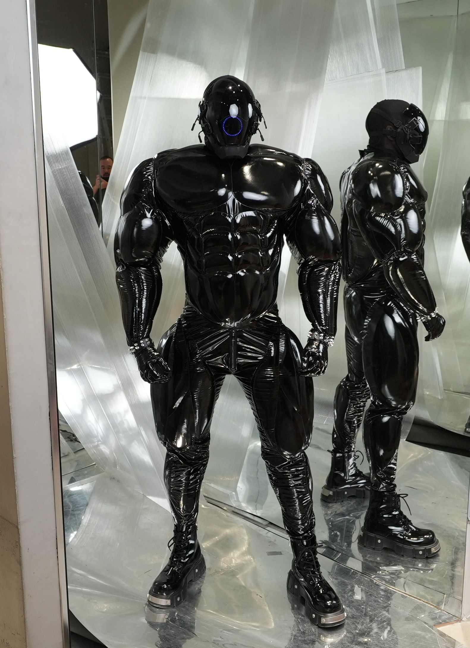 Big muscle suit / VINYL