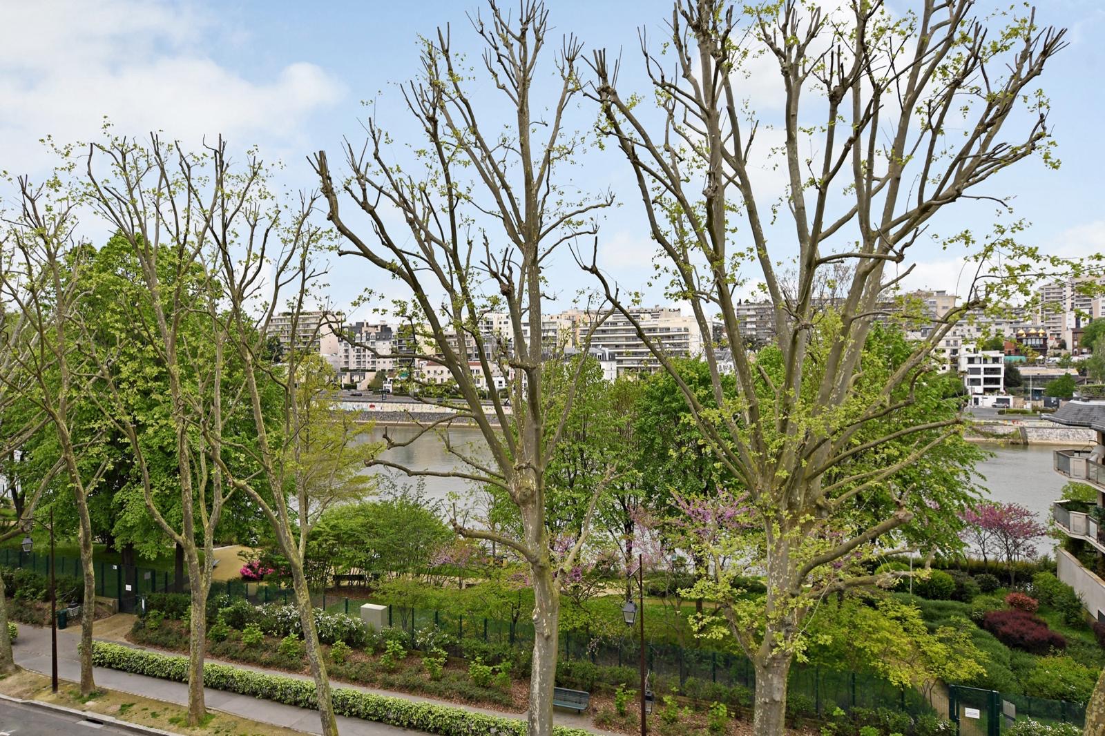 NEUILLY SUR SEINE - ILE DE LA JATTE