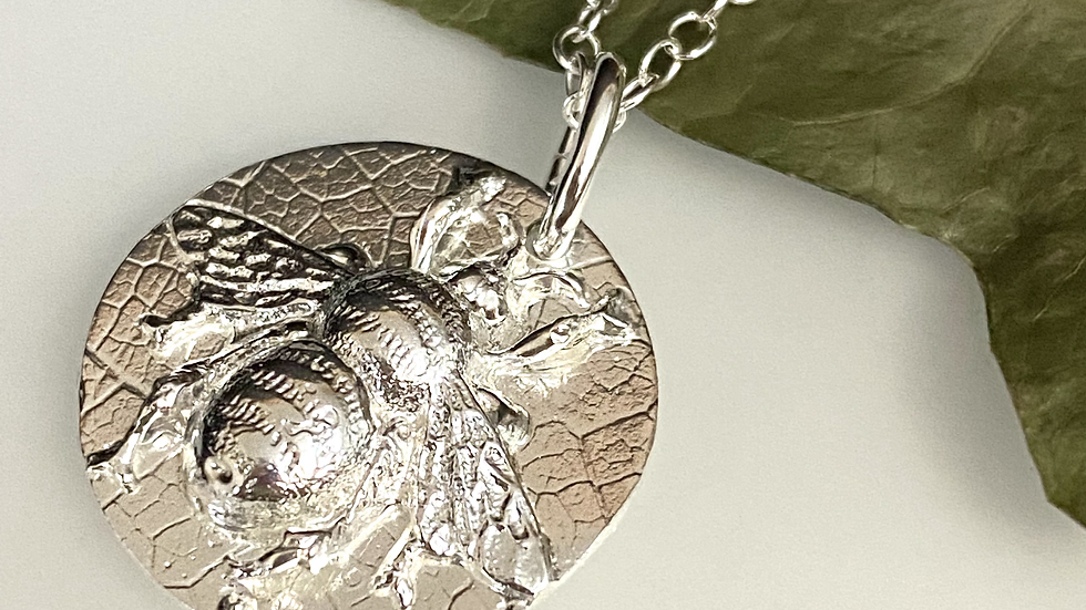 Solid Silver Honey Bee Coin Pendant & Chain.