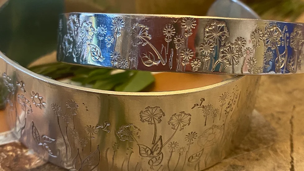 Personalised Wide Meadow bangle - your pet. 