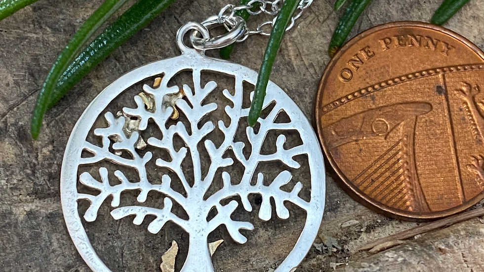 Dreaming Fox and Tree of Life Pendant © (W)