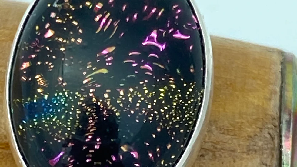 Ring size N pinky coloured diachronic glass and sterling silver. Landscape 