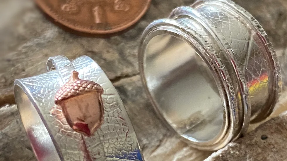 'Acorn' Silver Copper Spinning Ring Size N F&W