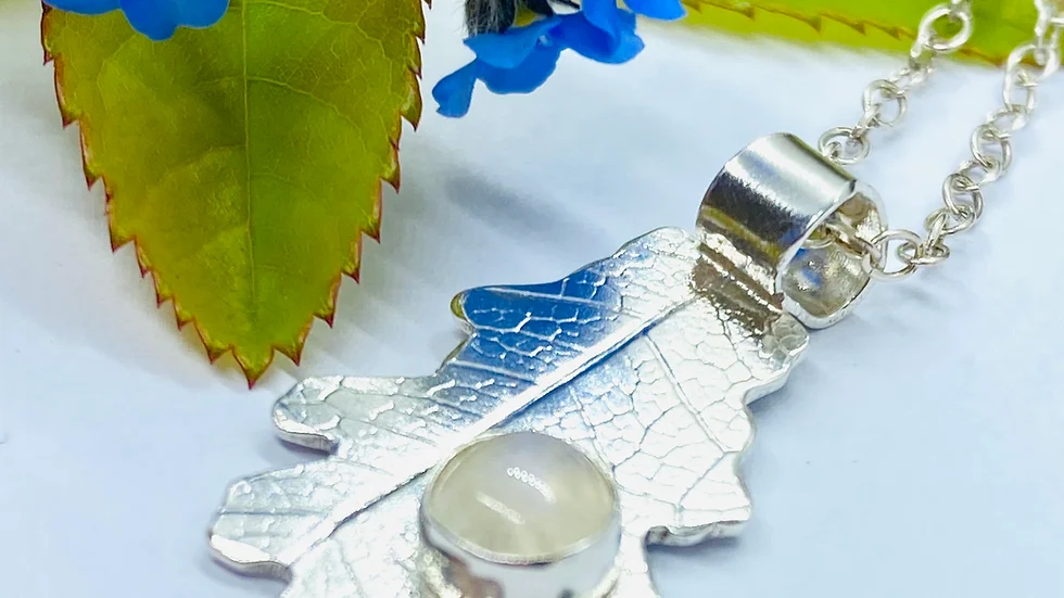 Silver Moonstone Oakleaf Necklace