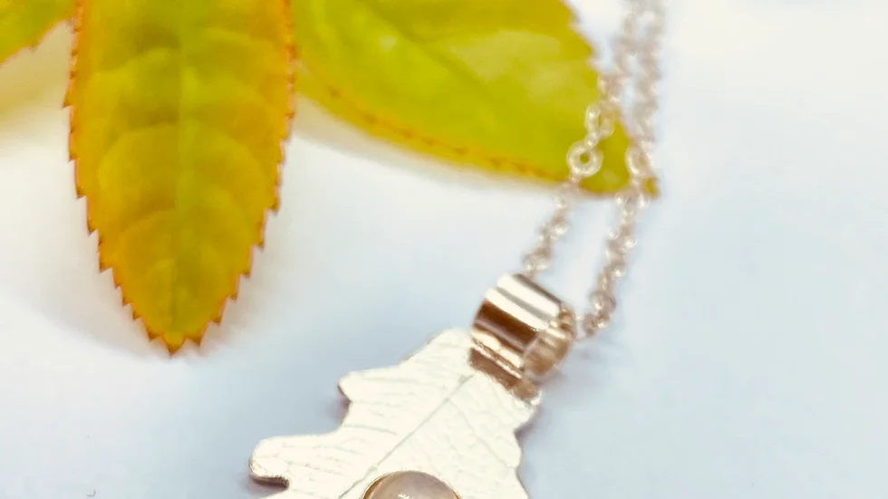 Silver Moonstone Oakleaf Necklace
