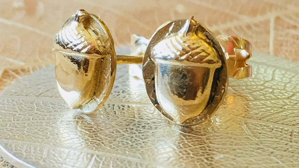 The Golden Acorn Earrings ©