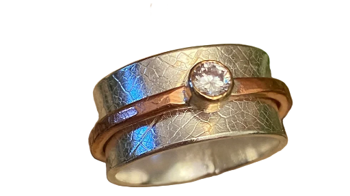 Size O  'CZ'  Spinning Ring in Silver & Copper