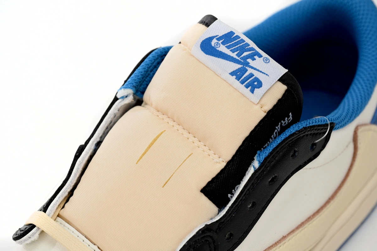 J1 Low Travis Scott x Fragment