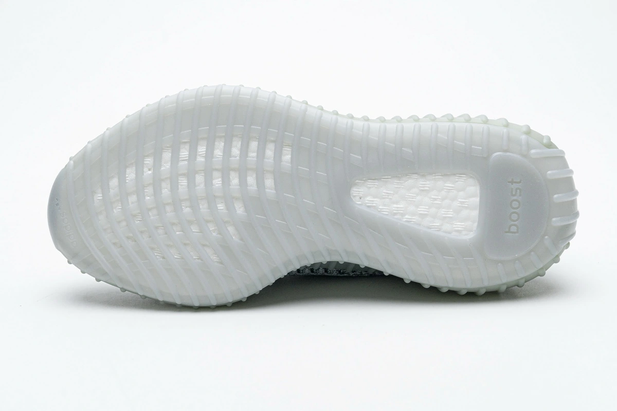 YZY Boost 350 V2 Ash Blue