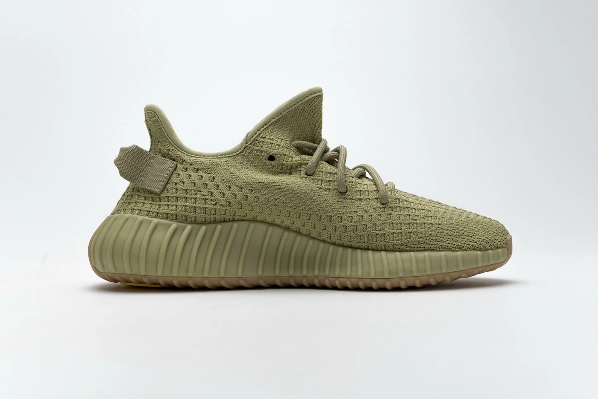 YZY Boost 350 V2 Sulfur
