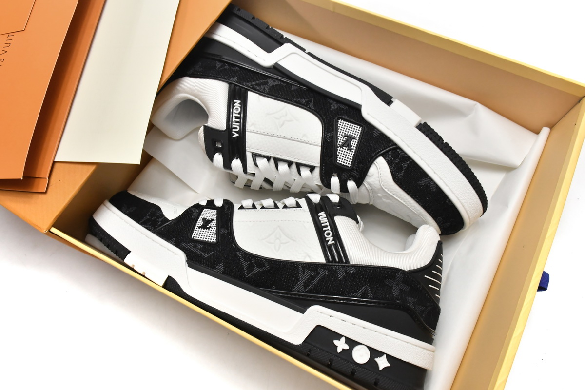 LV Trainer Low Black White
