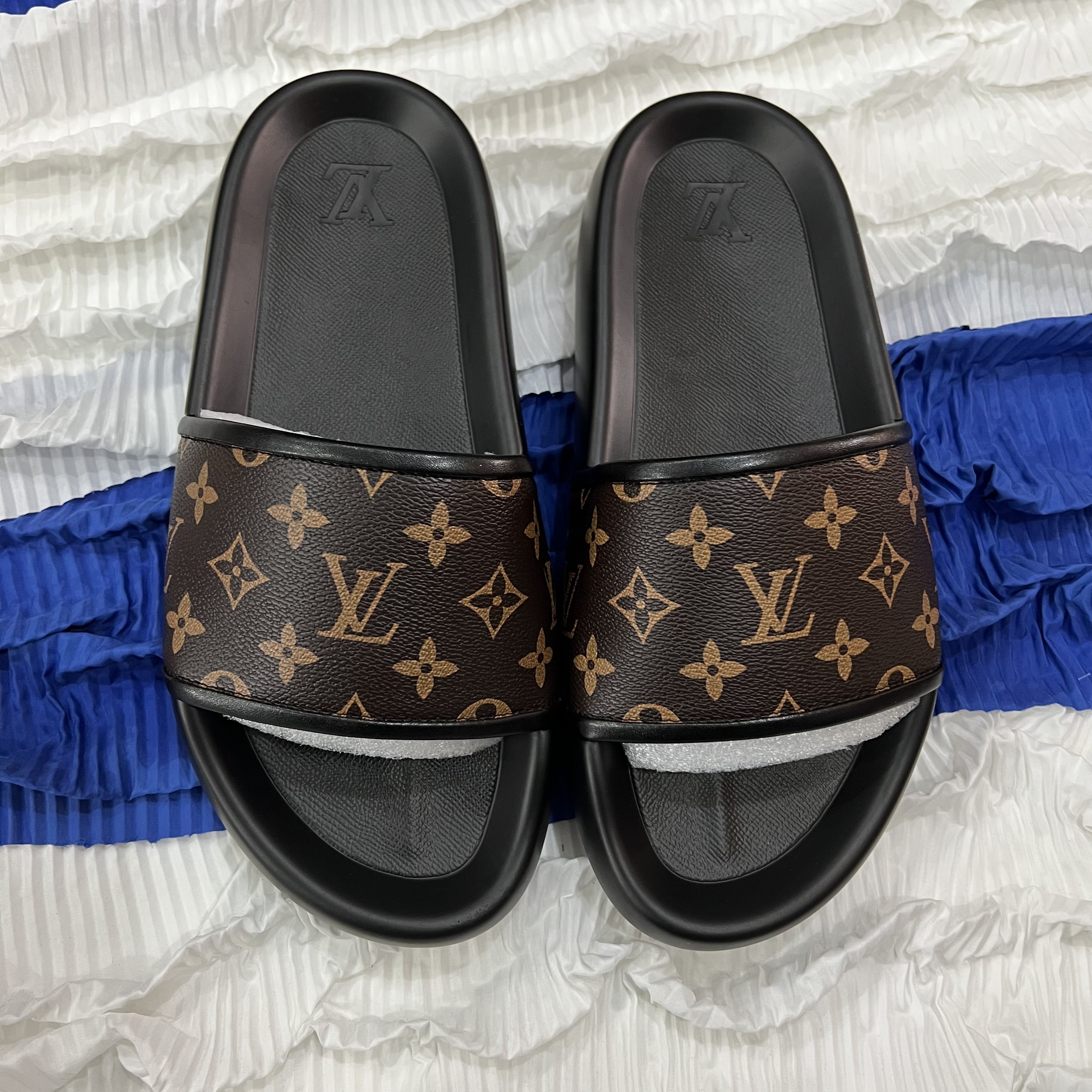 LV Waterfront slides Brown
