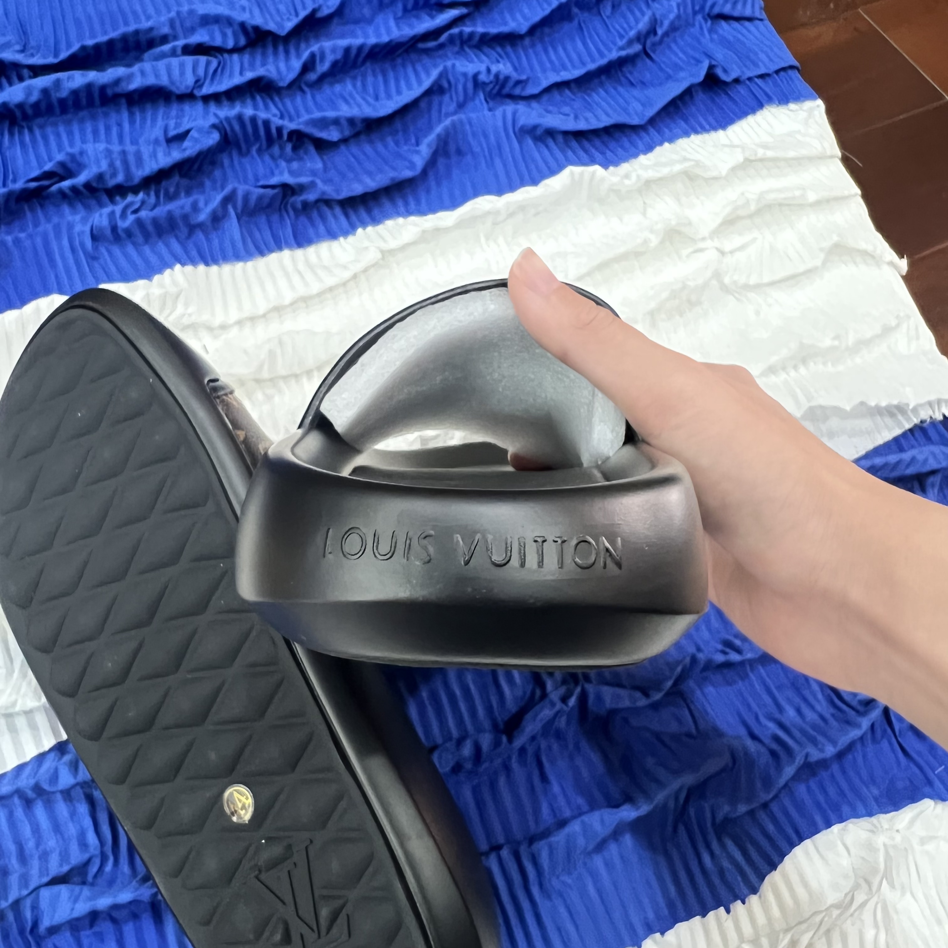 LV Waterfront slides Brown