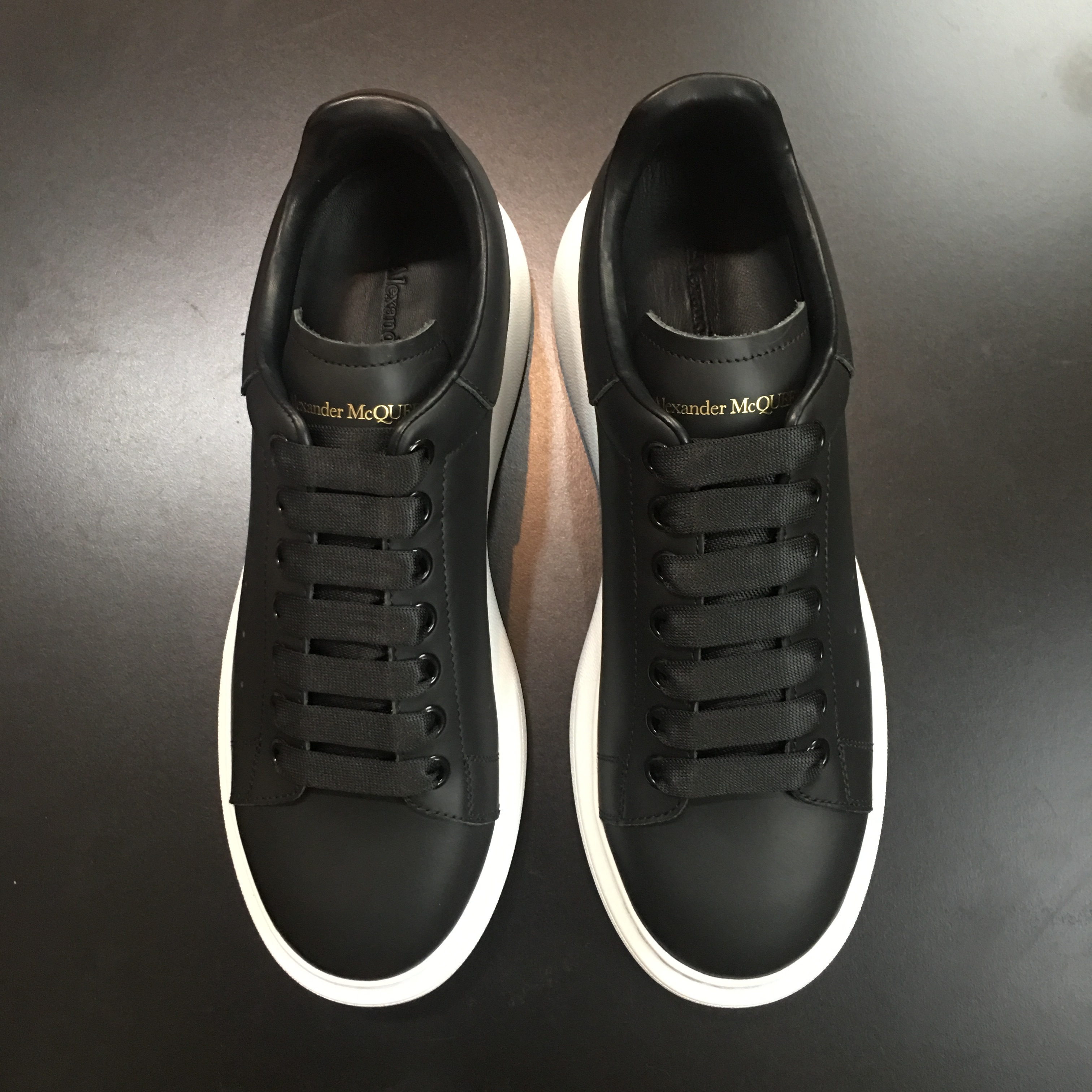 Alexander McQueen Sneaker Black White
