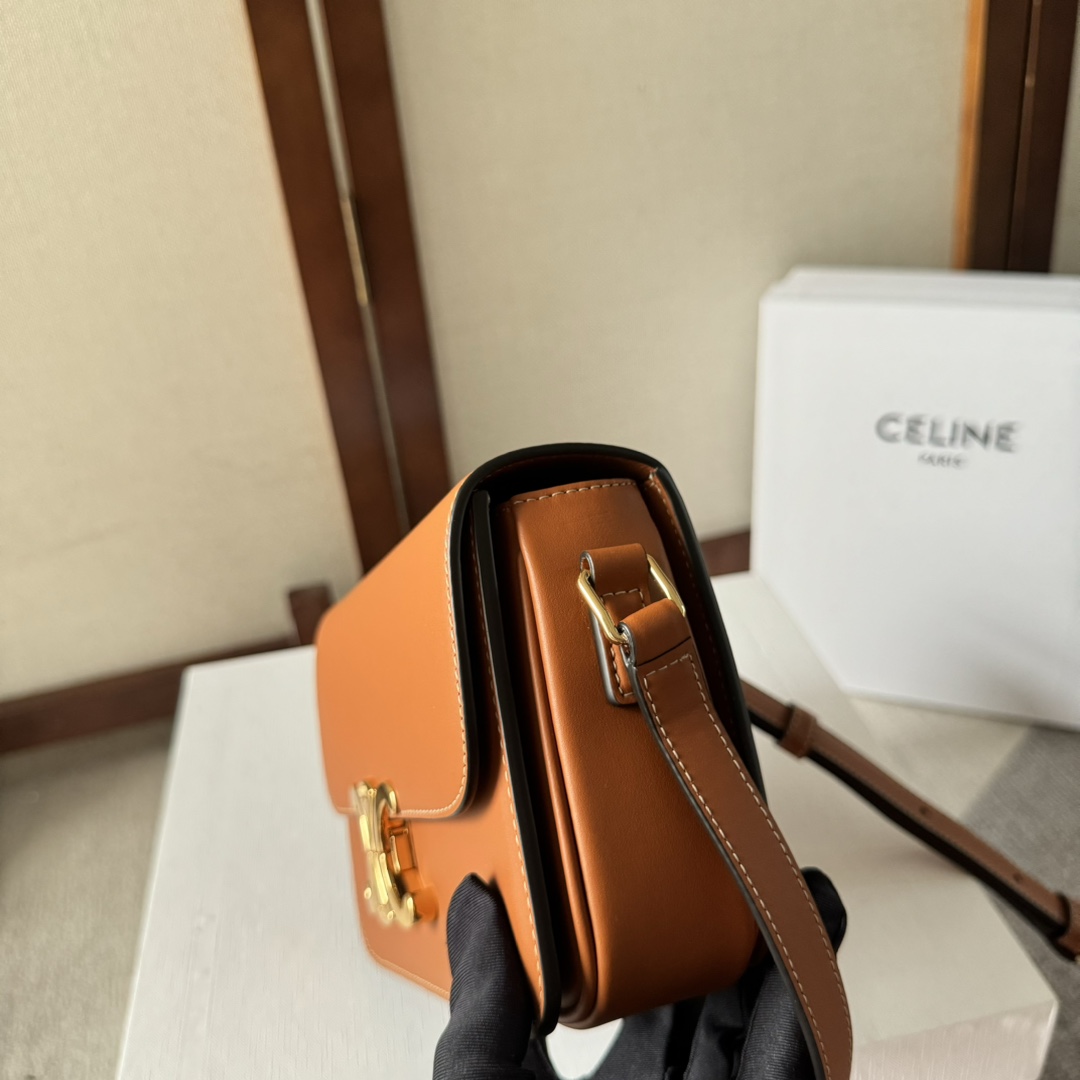Celine Teen Triomphe bag Natural