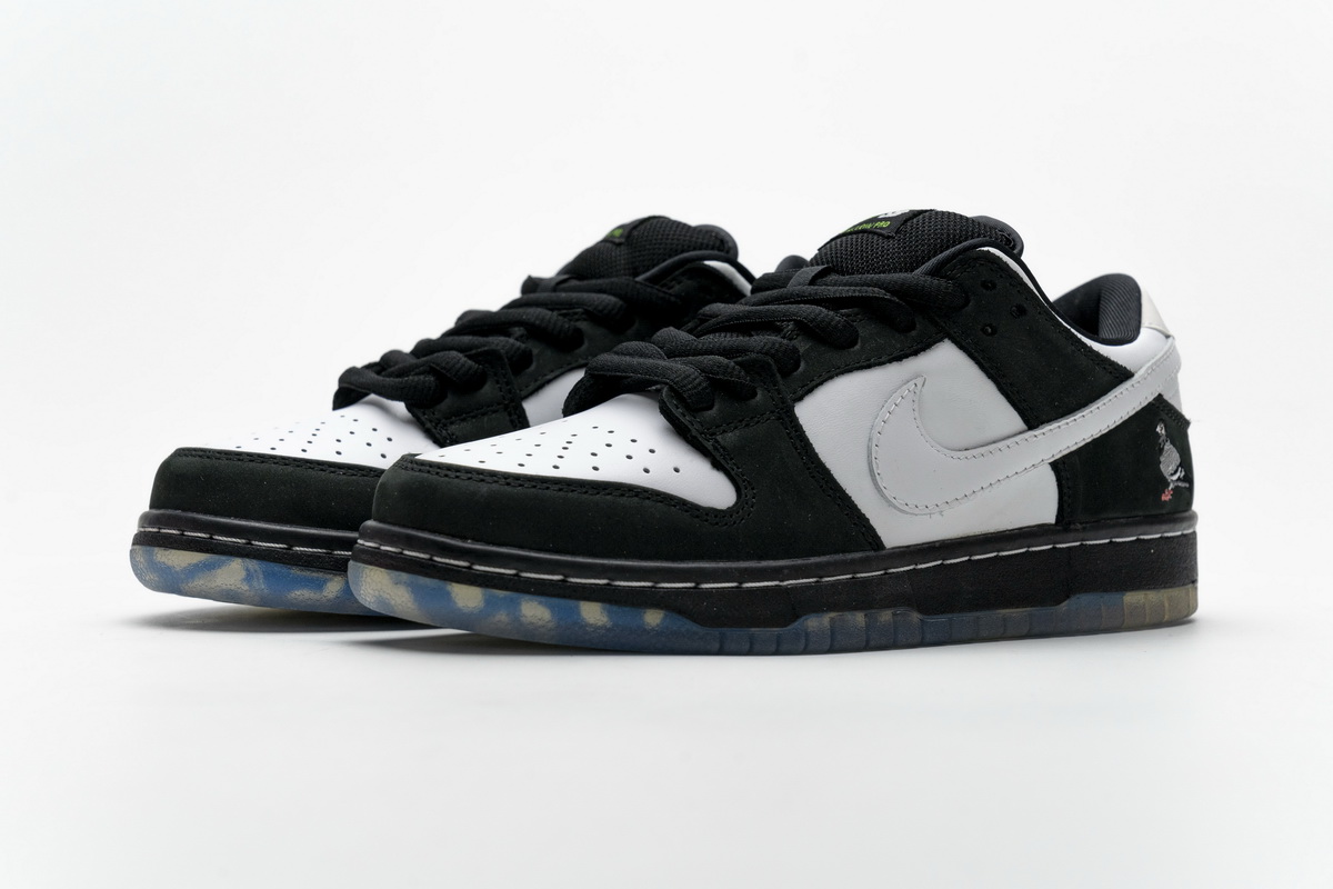 SB Dunk Low x Staple “Panda Pigeon”