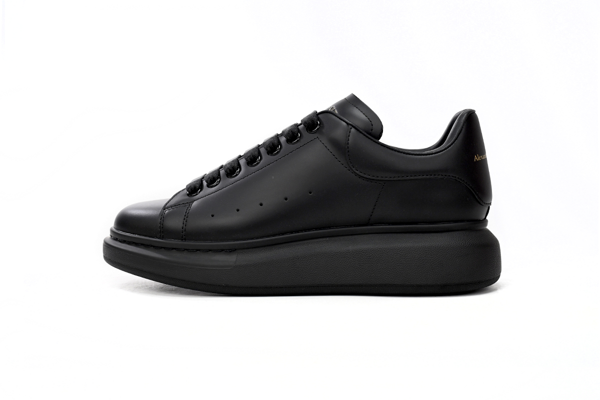 Alexander McQueen Sneaker Triple Black
