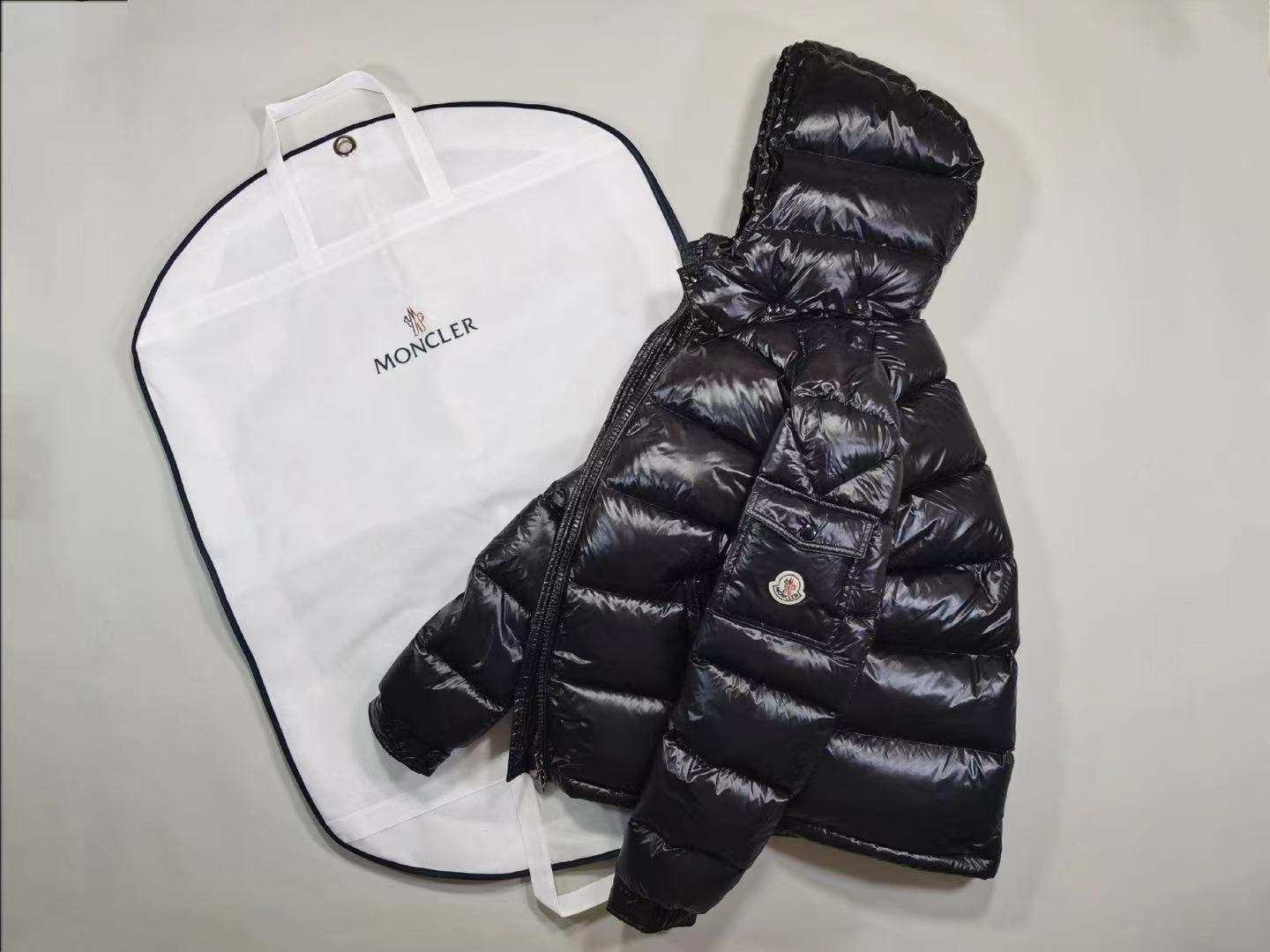 Moncler Maya
