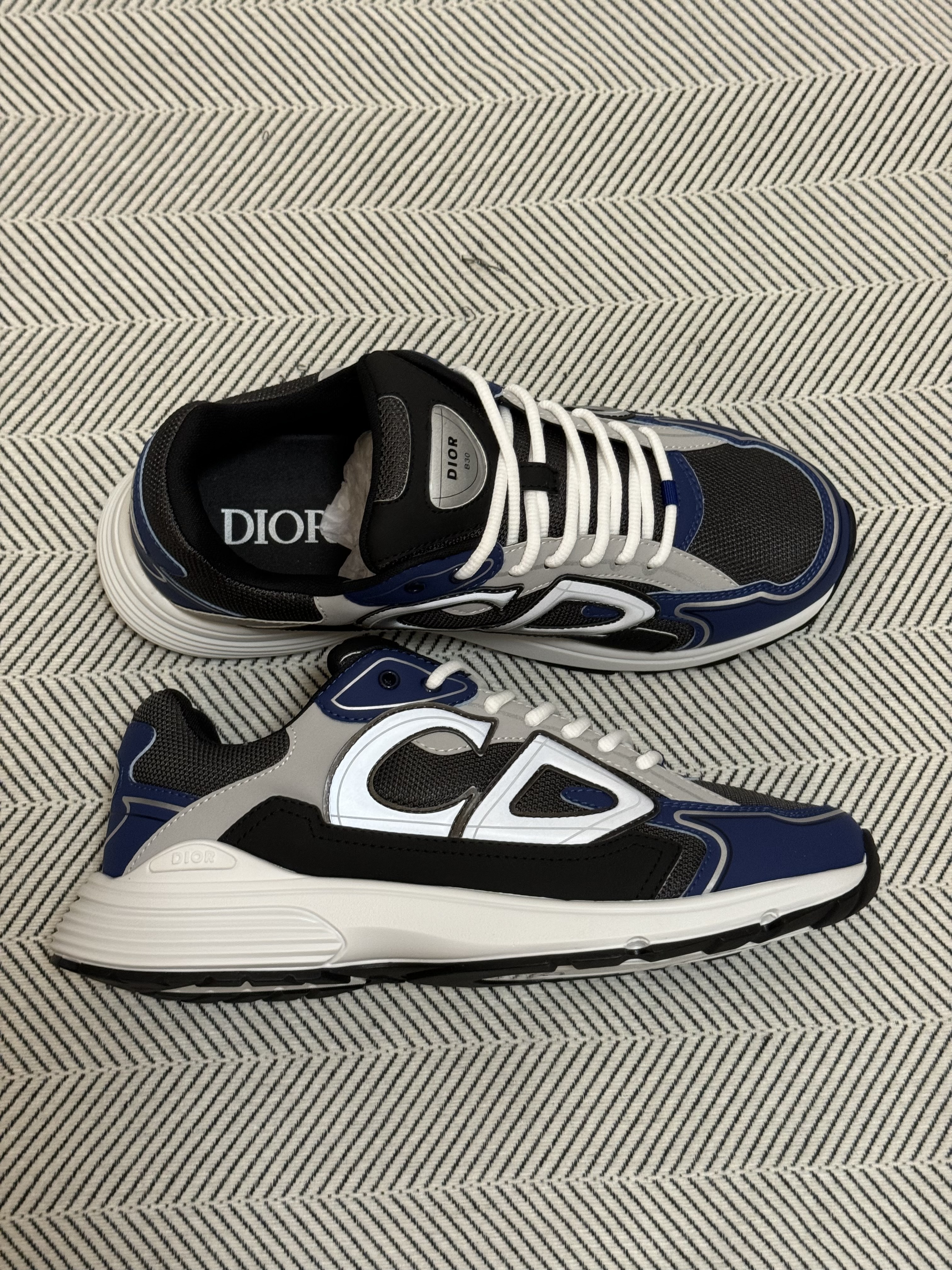 D1or x B30 Blue White