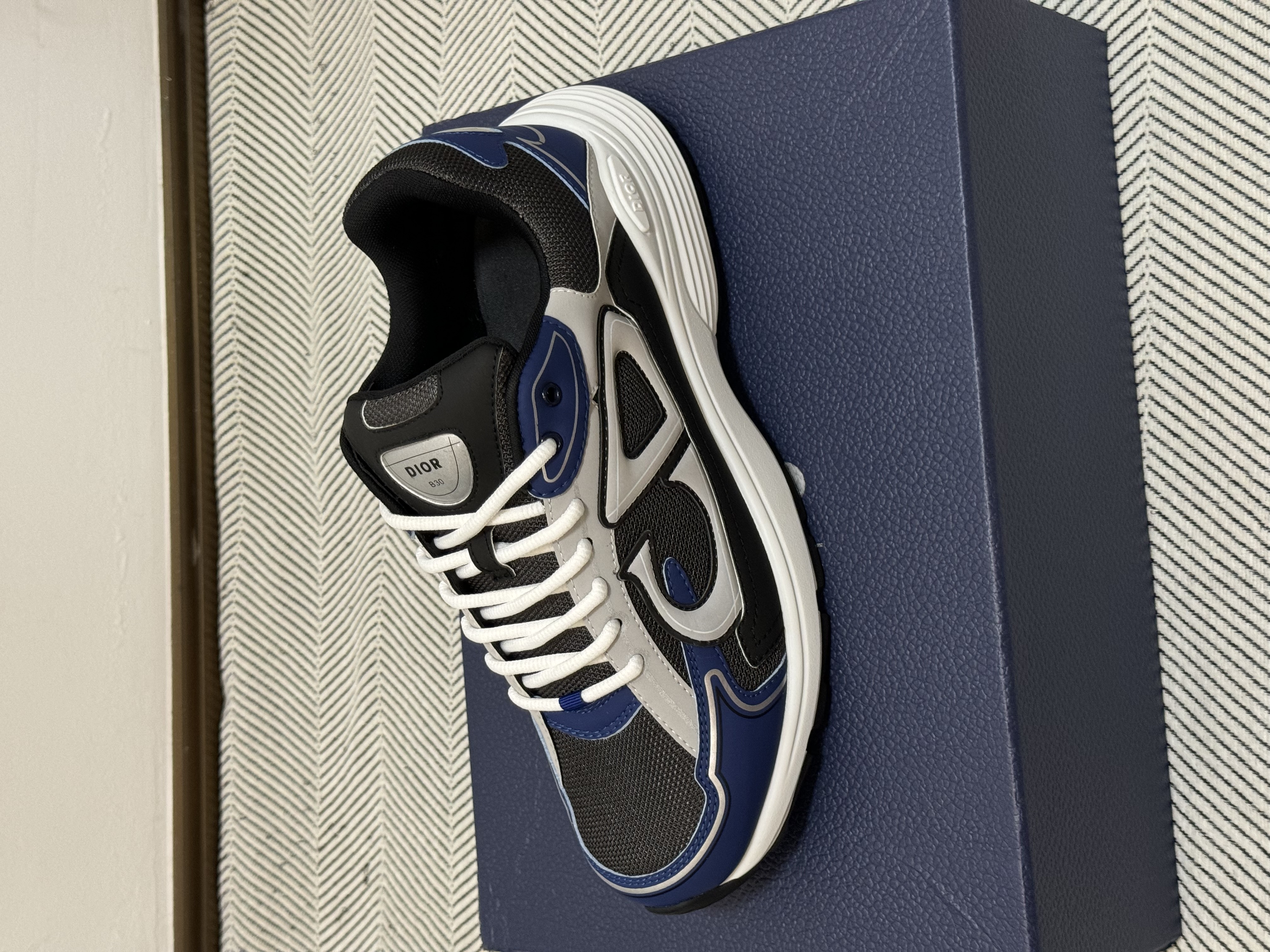 D1or x B30 Blue White