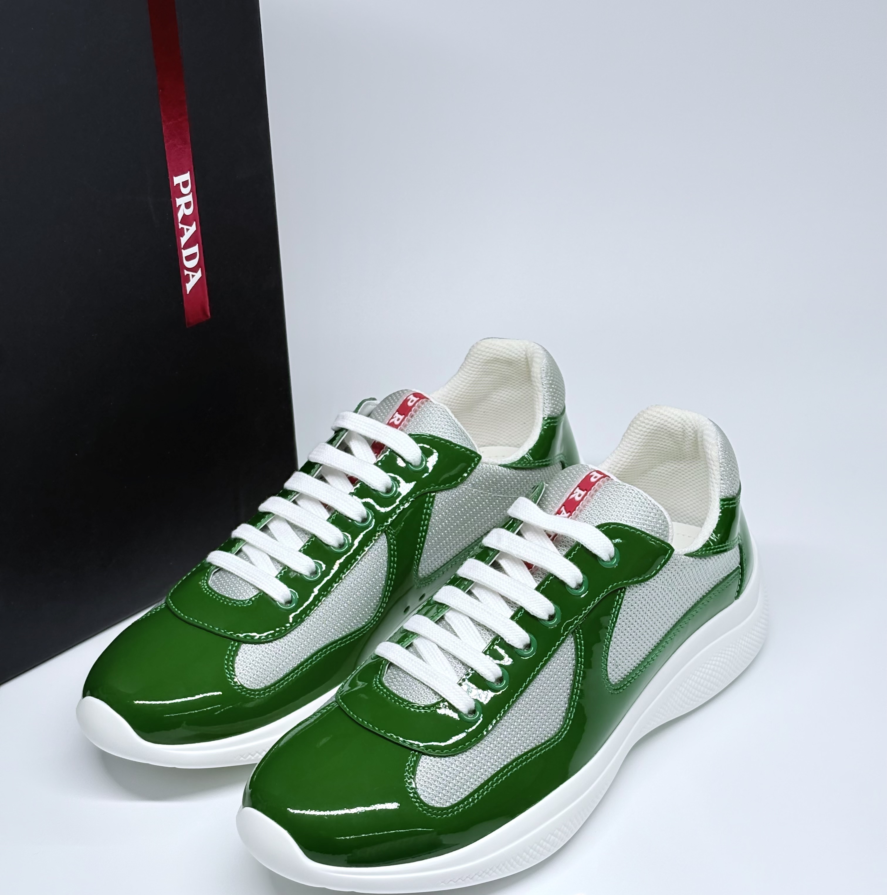 Prada America's Cup “Green Silver”