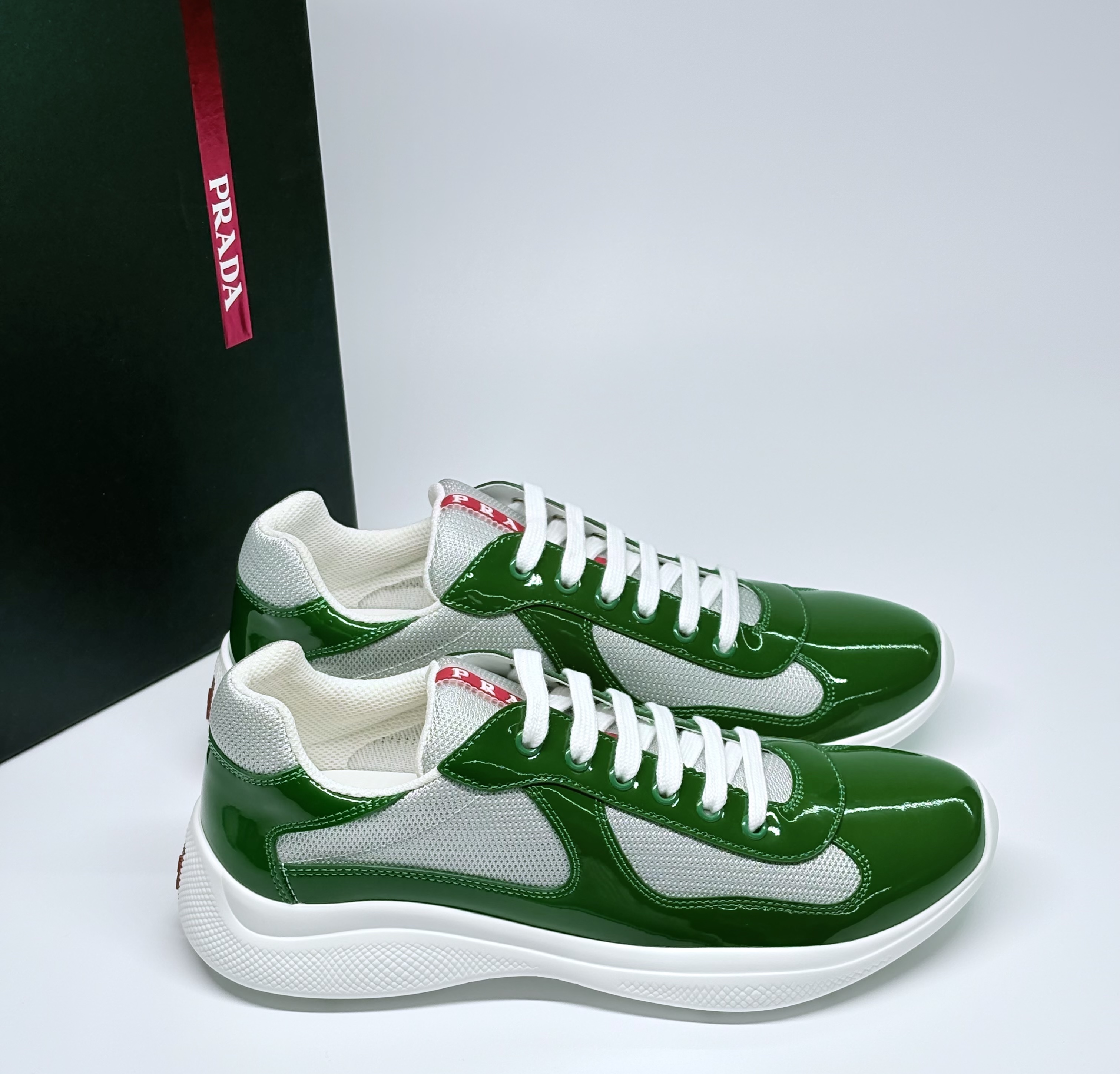 Prada America's Cup “Green Silver”