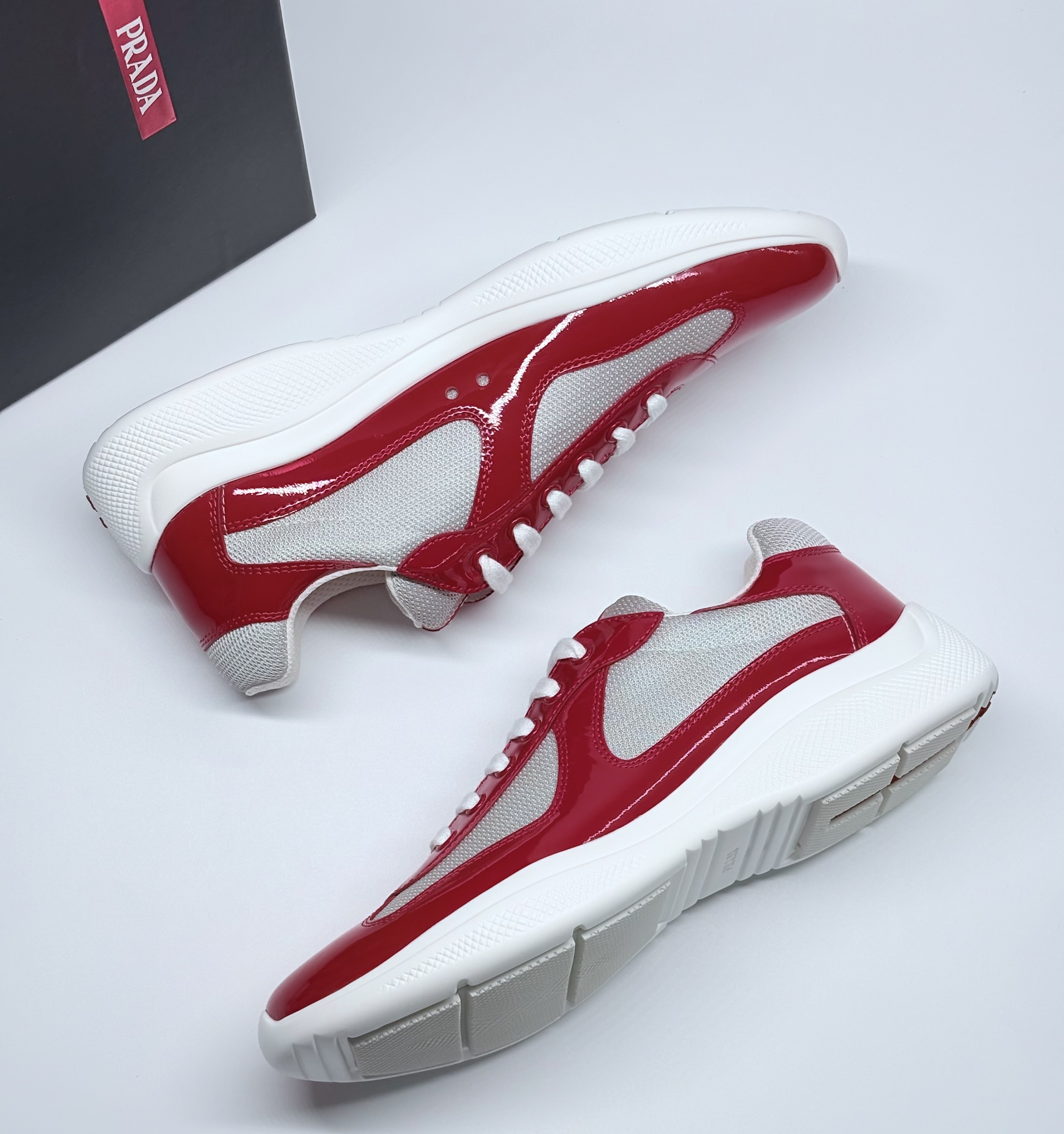 Prada America's Cup “Red Silver”