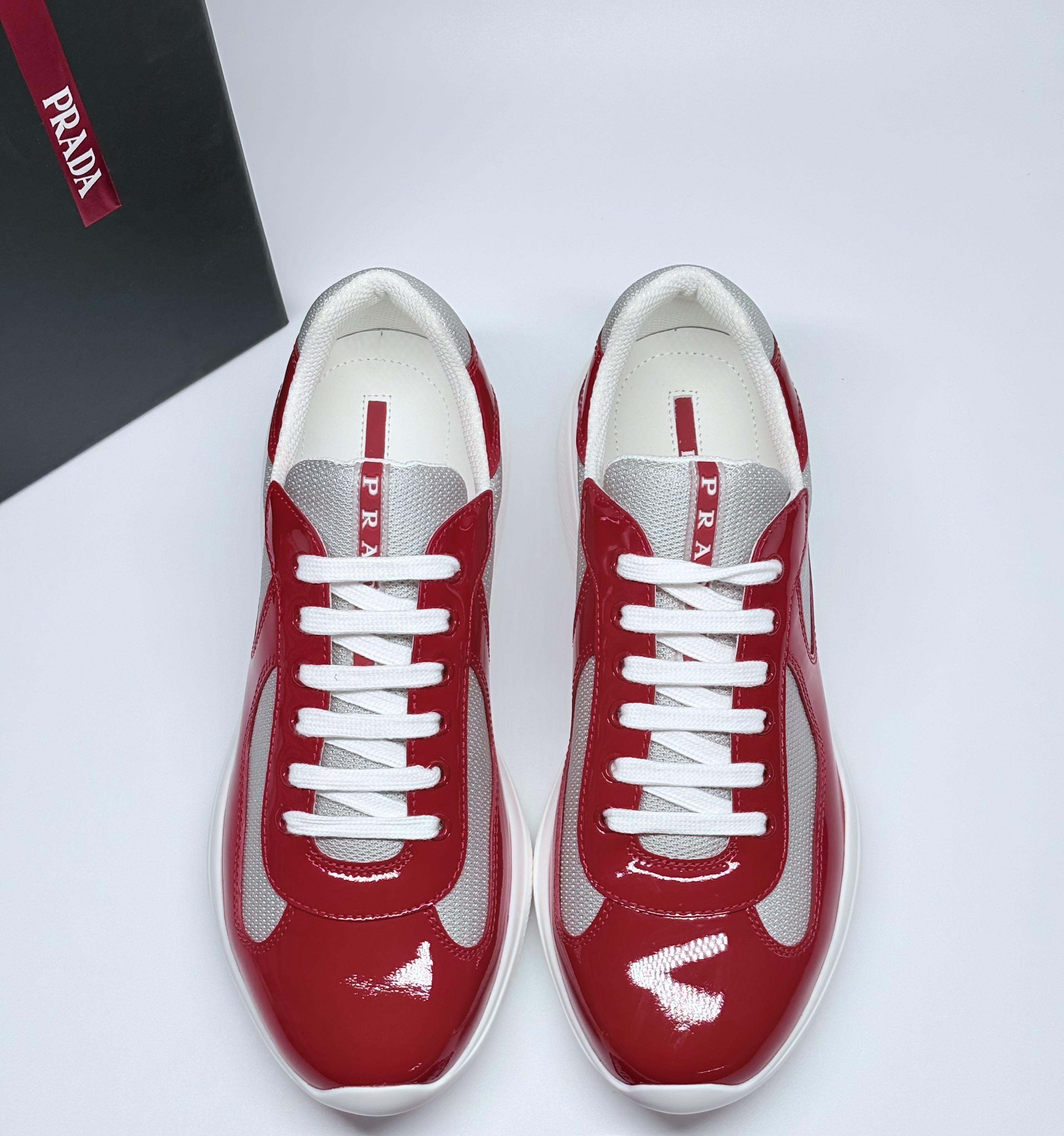 Prada America's Cup “Red Silver”