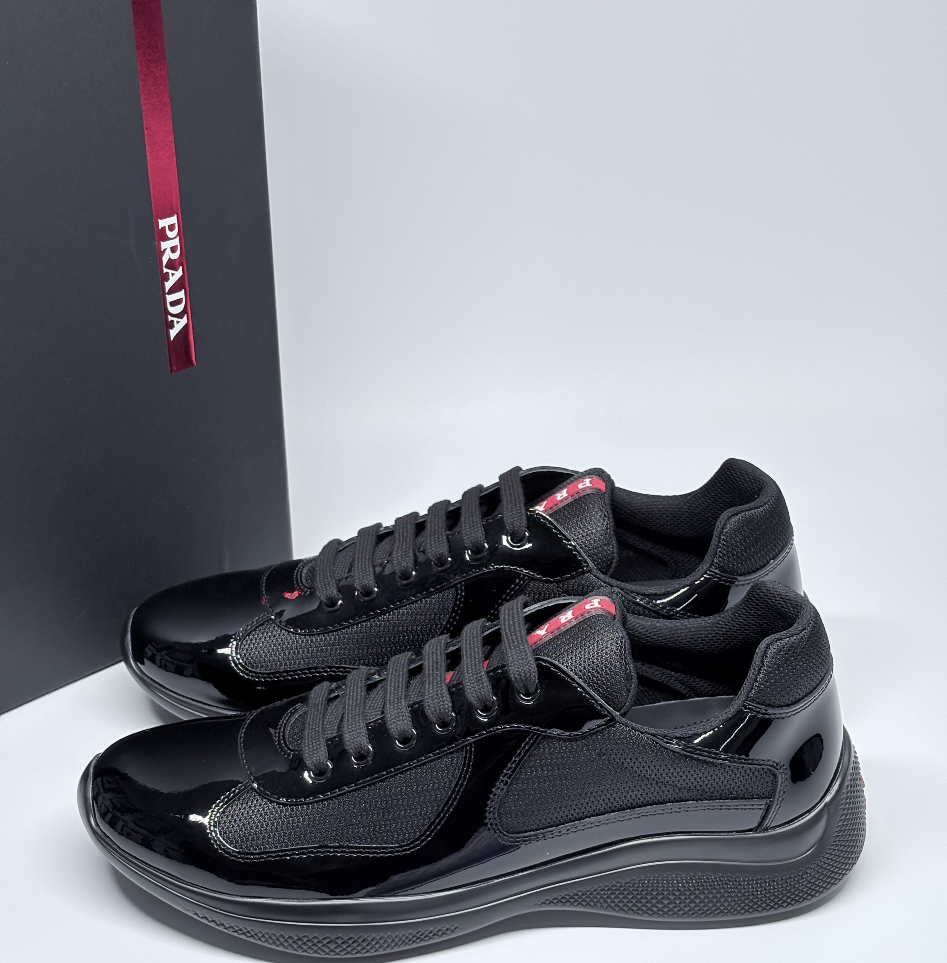 Prada America's Cup “Black”