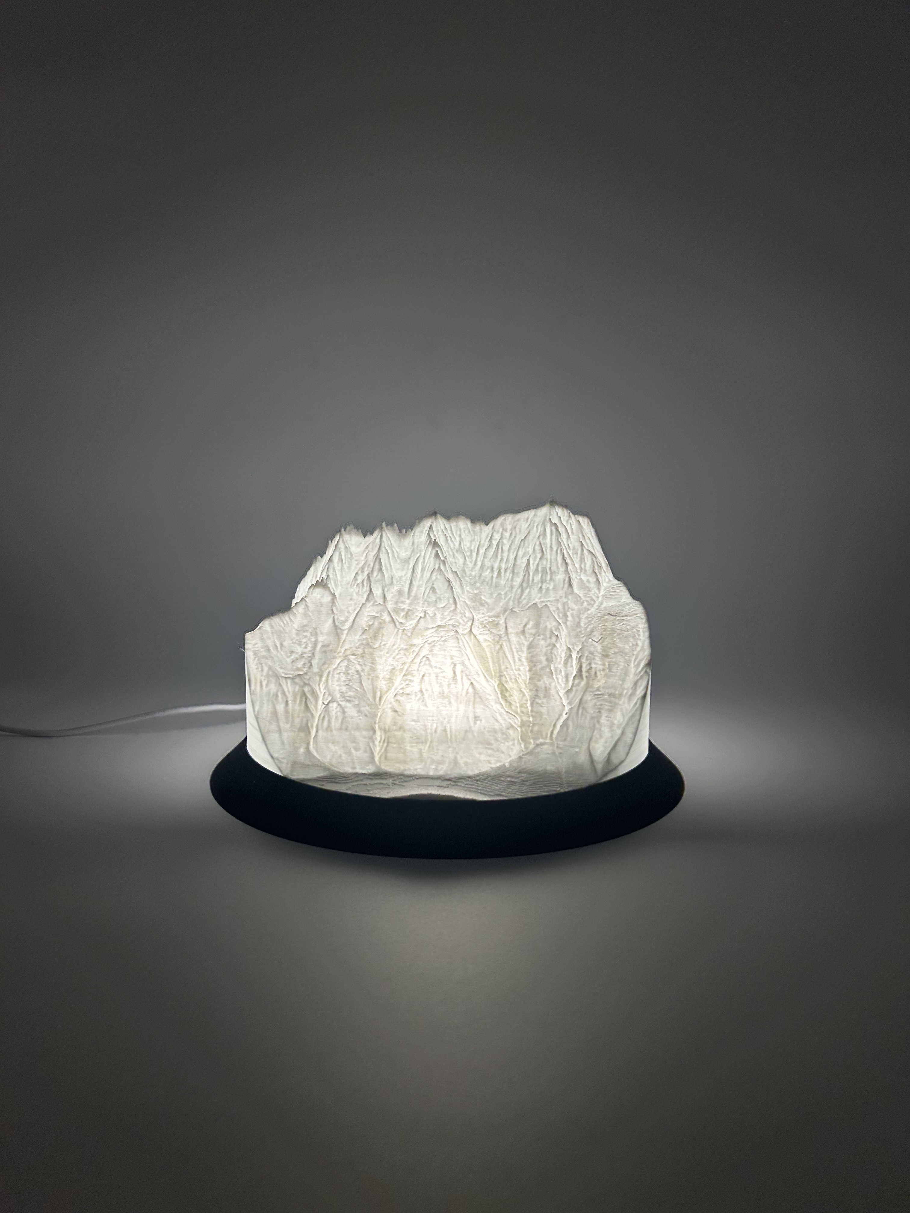 Lampe Aiguilles de Chamonix avec Aiguille du Midi