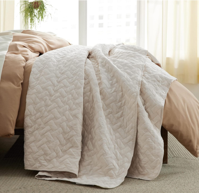 Queen Quilt Bedding Set - Lightweight Summer Quilt Full/Queen - Beige Bedspreads Queen Size - Bedding Coverlets for All Seasons (Includes 1 Quilt, 2 Pillow Shams)