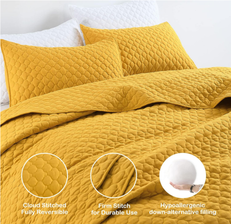 Yellow Quilt King Size, Lightweight Quilt for Summer Ultra-Soft Microfiber Modern Style Quilted Clouds Pattern Bedspread Quit Set 3 Pieces (1 Quilt and 2 Pillow Shams)