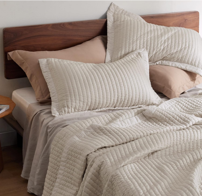 Queen Quilt Set Bedspread Coverlet Queen Size - Lightweight Soft Bedding Set for All Seasons, Corduroy Pattern Quilt Set, 3 Pieces, 1 Quilt (90"x96") & 2 Pillow Shams (20"x26"+2")