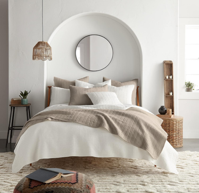 Mills Waffle - Full/Queen Quilt Set - Taupe Cotton Waffle - Quilt Size (88 x 92in.), Sham Size (26 x 20in.)