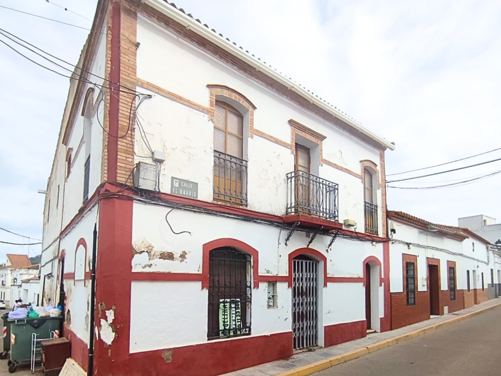 Edificio residencial en Calañas Huelva