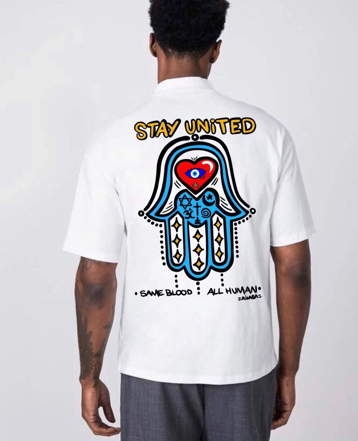 T-shirt - " Stay United "