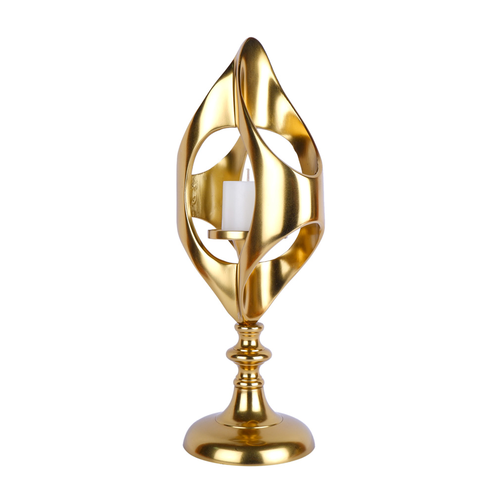 Luxurious Golden Candle Stand 