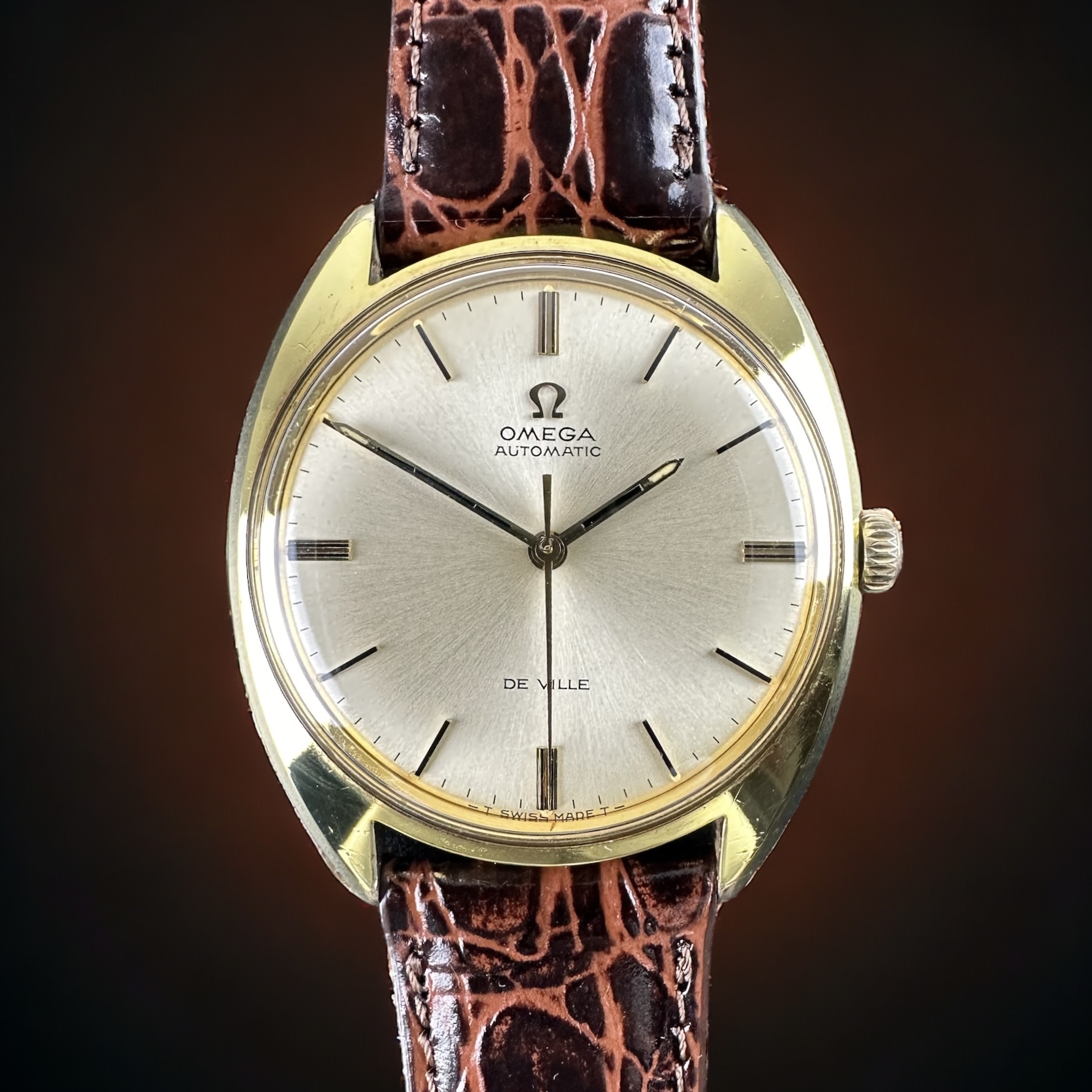 Vintage Omega De Ville Automatic Gold Plated C-Shape 165.029 - 35mm - 1968