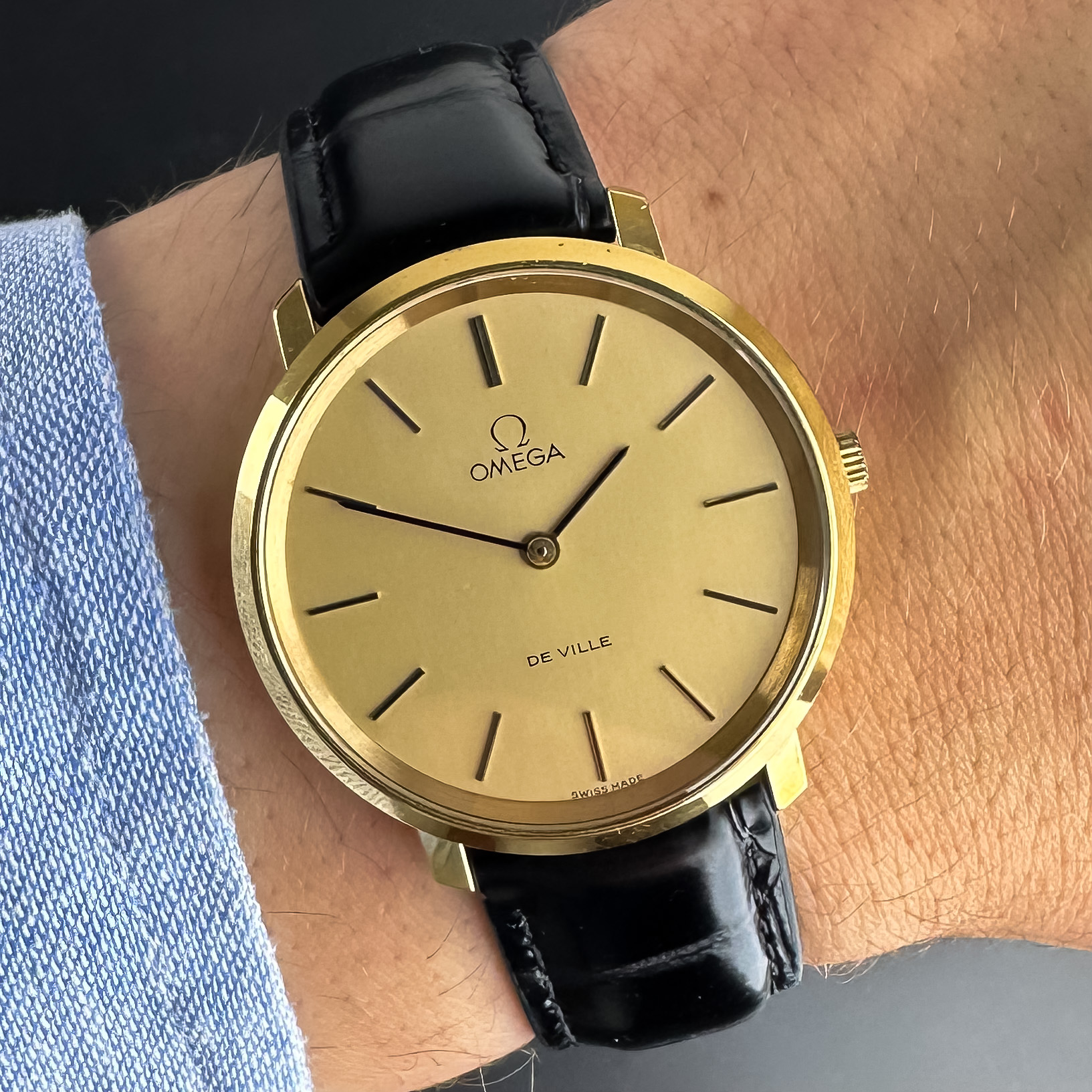 Vintage Omega De Ville Manual Wind Gold Plated 111.0107 - 33mm - 1973