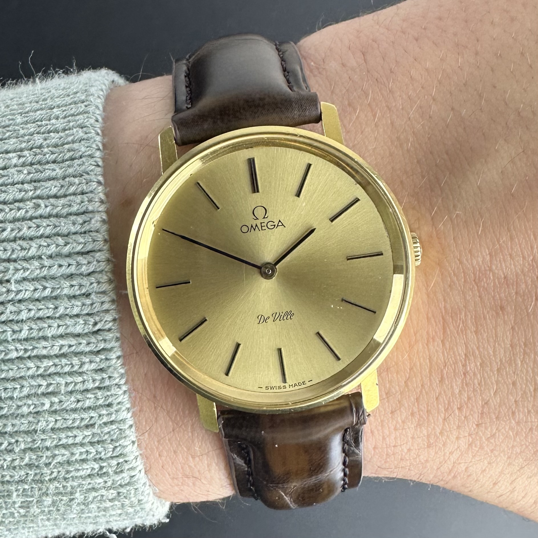 Vintage Omega De Ville 18k Solid Yellow Gold 111.0144 - 32,5mm - 1978