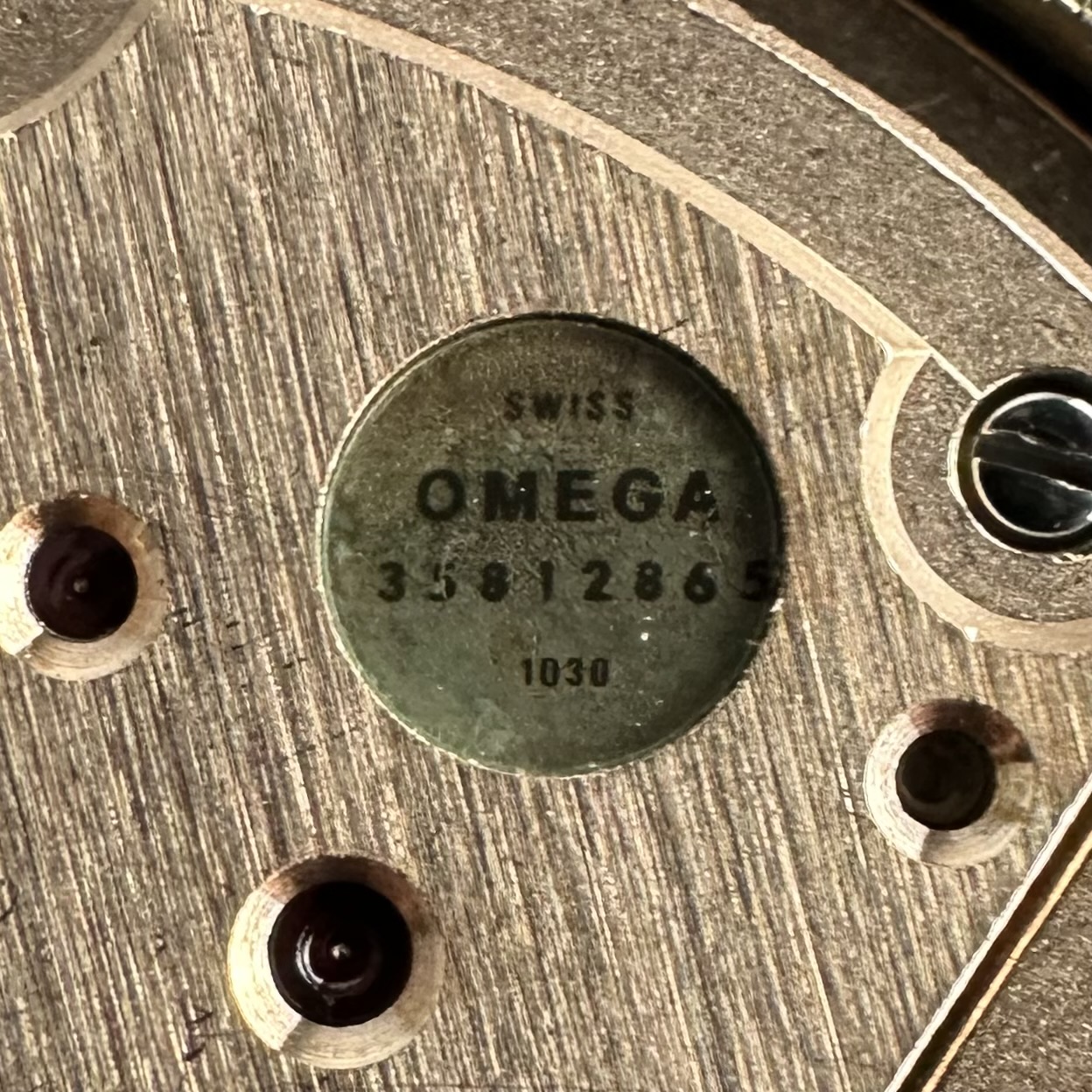 Vintage Omega Genève Gray Dial Automatic on Bracelet 136.0103 - 36mm - 1972