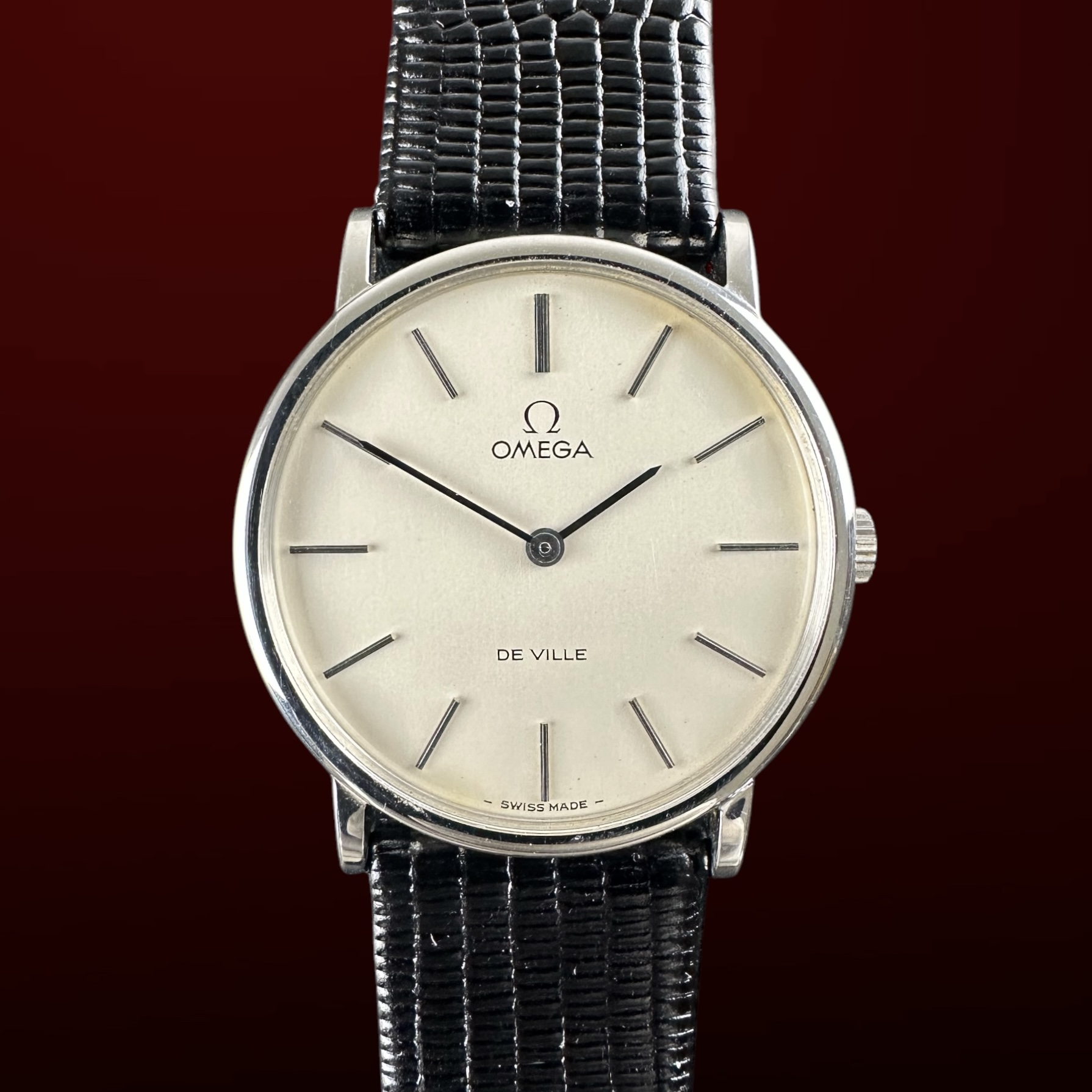 Vintage Omega De Ville Manual Wind White dial 111.0140 - 32mm - 1977