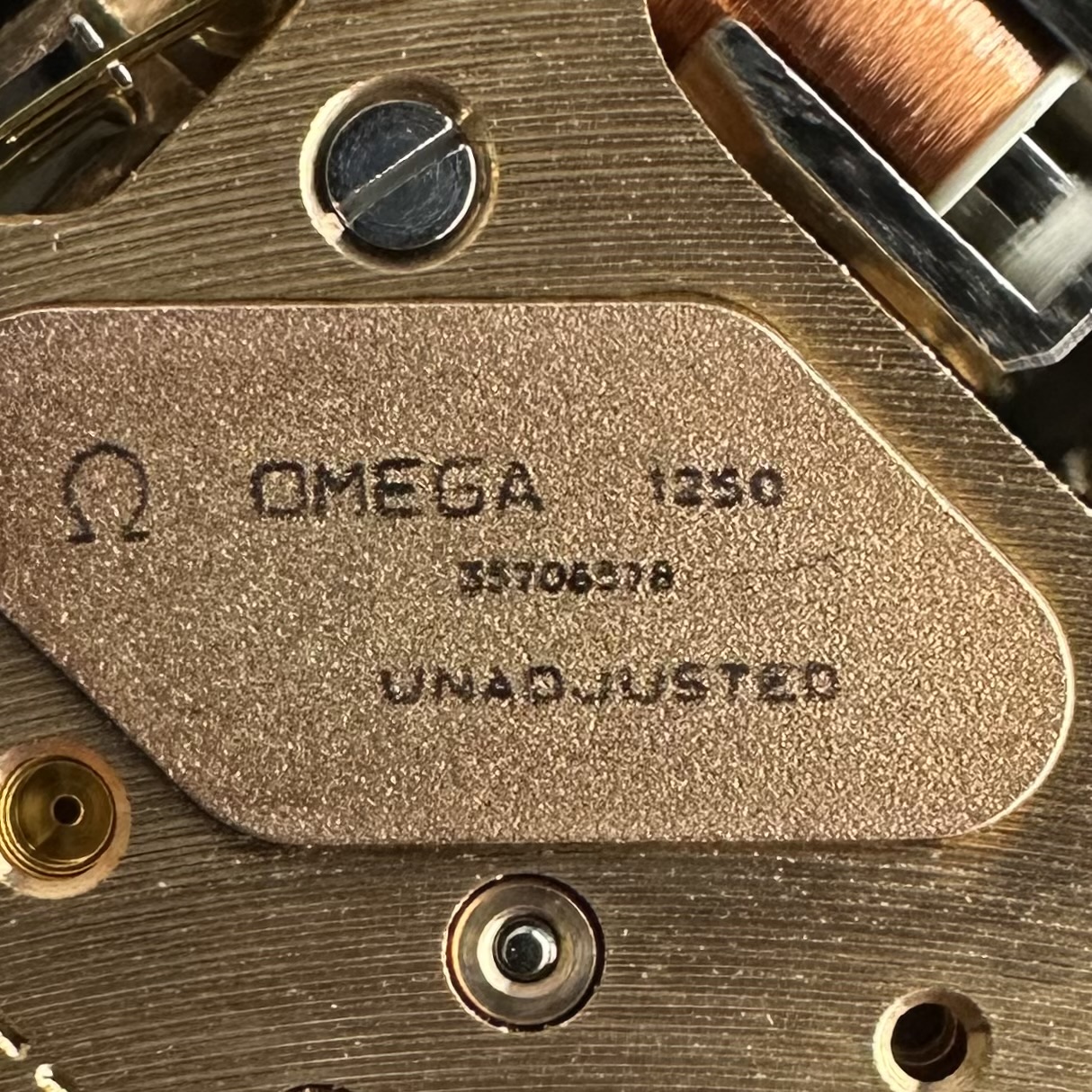 Vintage Omega Electronic F300Hz Genève Chronometer Blue dial 198.021 - 40mm - 1972 - MINT