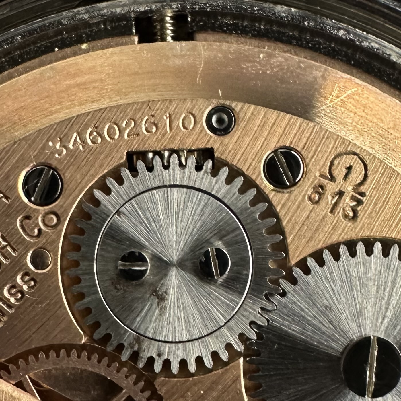 Vintage Omega Genève Manual Wind White Sunburst 136.0098 - 35mm - 1972