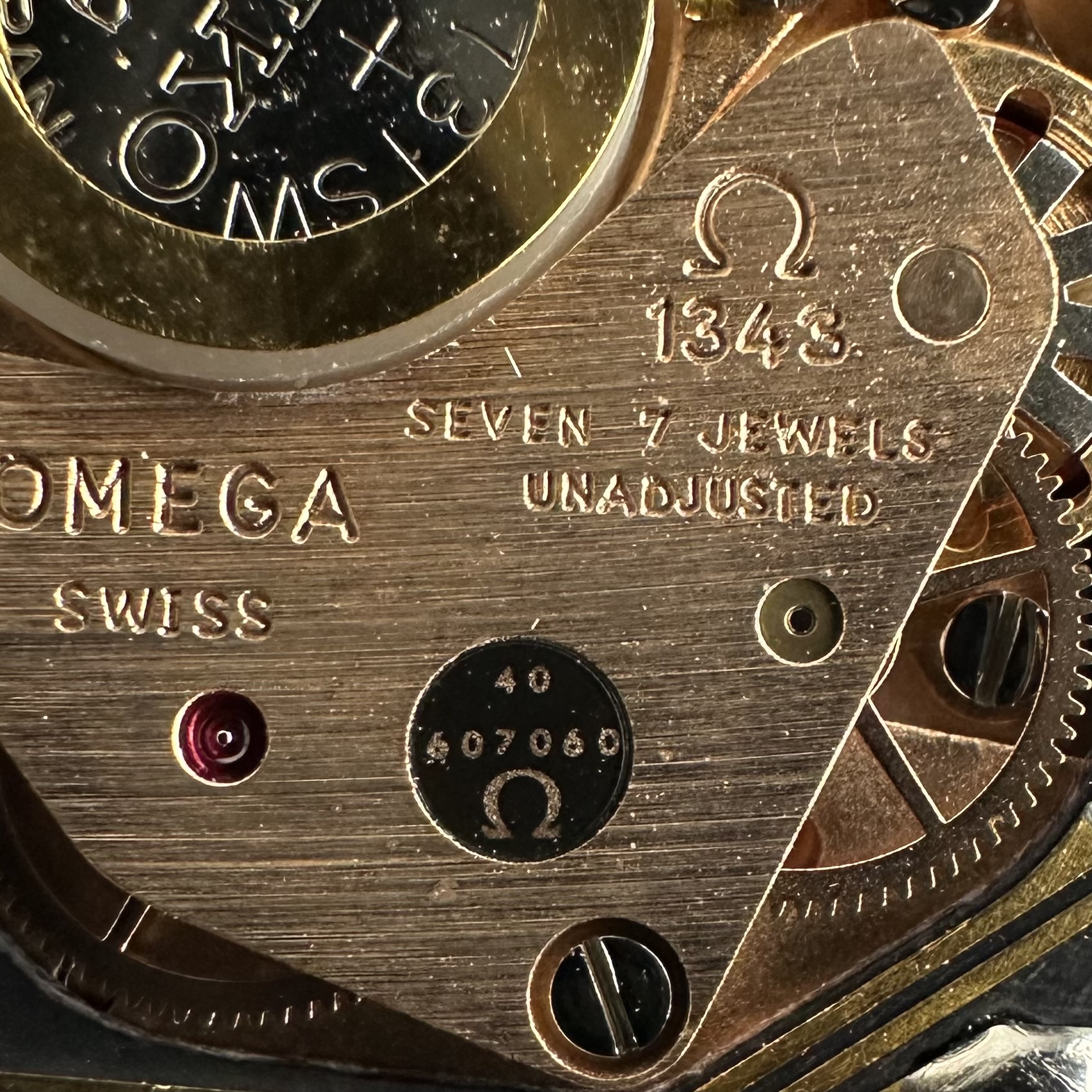 Vintage Omega Constellation Chronometer Quartz Octagon 198.0114 - 35mm - 1976