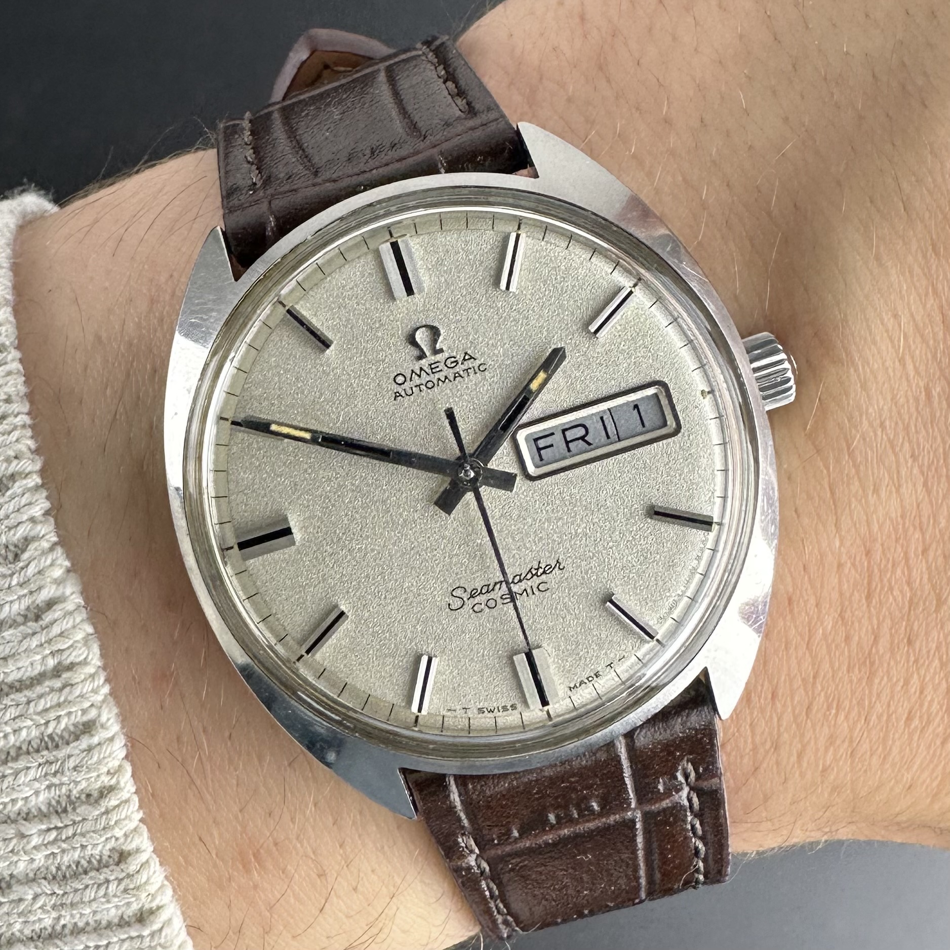 Vintage Omega Seamaster Cosmic DayDate “Sparkle” dial 166.036 - 35mm - 1969